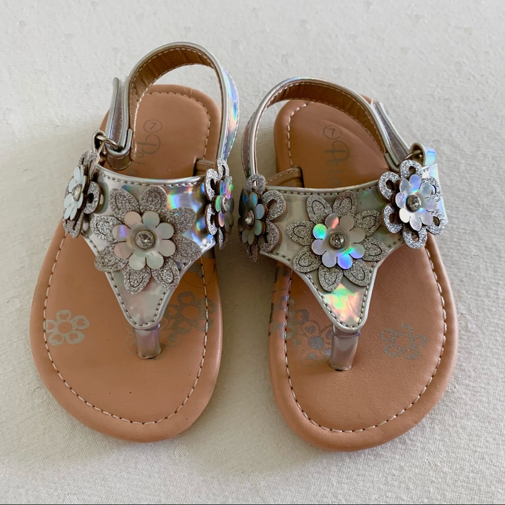 Petalia Silver Thong Sandals